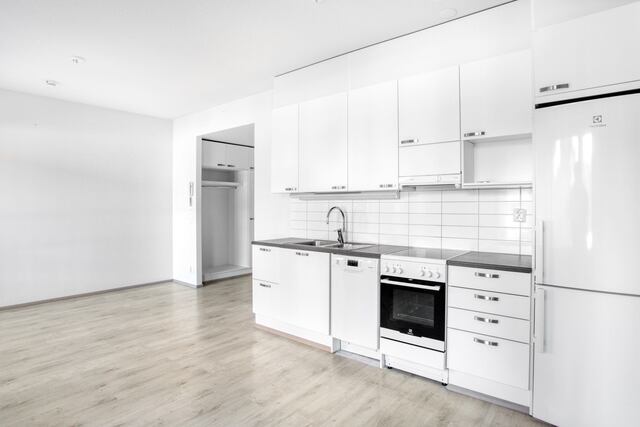 Rental Helsinki Kuninkaantammi 2 rooms -