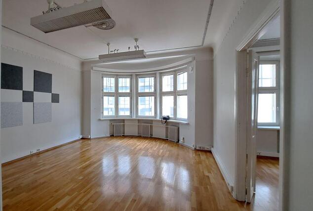 Rental Helsinki Kluuvi 2 rooms julkisivu