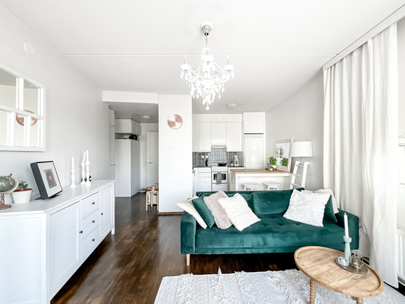Rental Helsinki Lauttasaari 2 rooms Kaunis ja valoisa koti omalla lasitetulla parvekkeella halutulla sijainnilla!