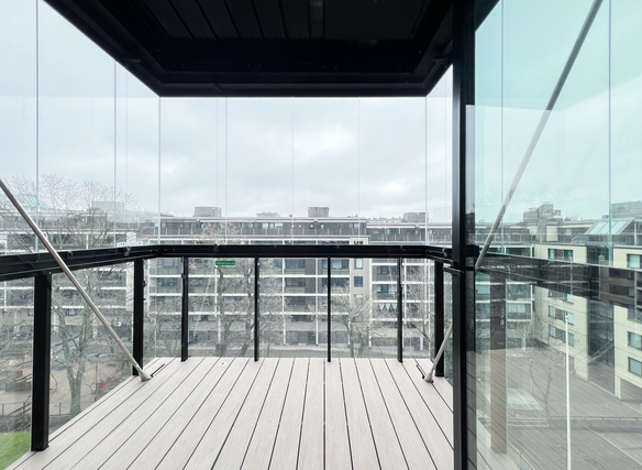 Rental Helsinki Kamppi 2 rooms Upea juuri valmistunut parvekkeellinen koti!