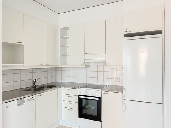 Rental Espoo Leppävaara 2 rooms Asunto on valoisa ja hyvien kulkuyhteyksien äärellä. mm. Kauppakeskus Selloon kävelee n.5 min.
