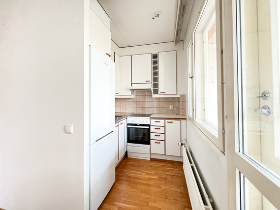 Rental Espoo Leppävaara 1 room Viihtyisä toisen kerroksen koti hyvällä sijainnilla!
