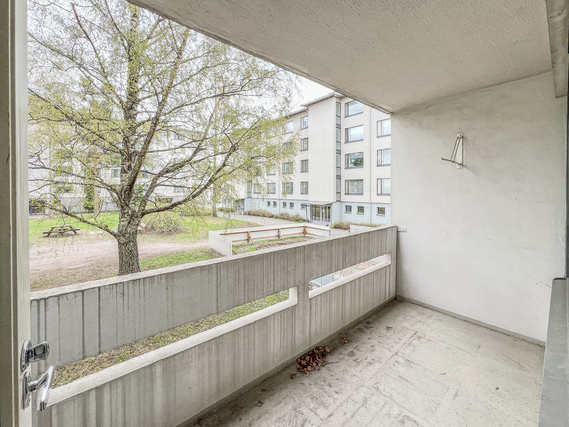 Vuokra-asunto Vantaa Martinlaakso Kaksio Remontoitu 2. kerroksen koti, jossa on tilava parveke ja lähikauppa vieressä