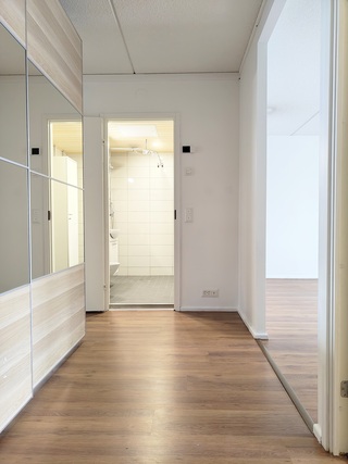 Rental Tampere Hervanta 3 rooms Eteinen