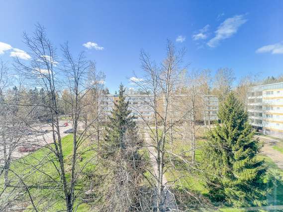 Vuokra-asunto Espoo Karakallio Yksiö Hissitalon 4. kerroksen valoisa koti hyvällä sijainnilla