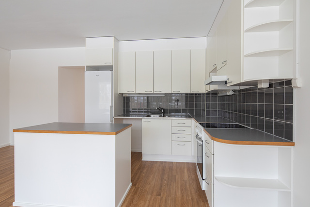 Rental Espoo Tapiola 4 rooms Upea neliö Tapiolan sydämessä!