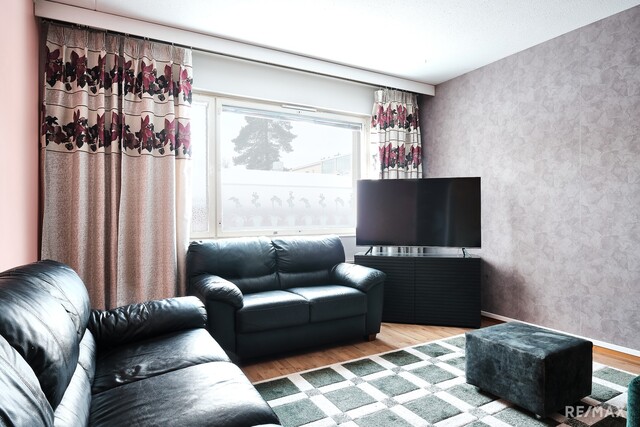 Rental Vantaa Simonkallio 3 rooms Yleiskuva