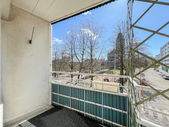 Rental Helsinki Kallio 2 rooms Siistikuntoinen kolmannen kerroksen läpitalon huoneisto suositulla sijainnilla.