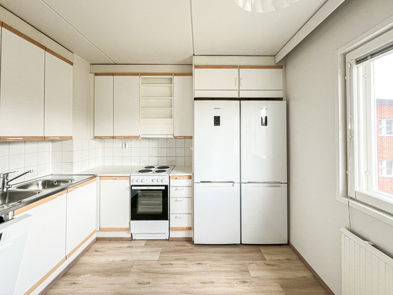 Rental Sipoo Söderkulla 3 rooms Valoisa ja tilava koti omalla saunalla ja lasitetulla parvekkeella!