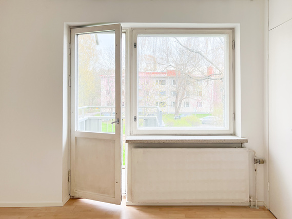Rental Helsinki Roihuvuori 2 rooms Parvekkeellinen juuri remontoitu asunto.
