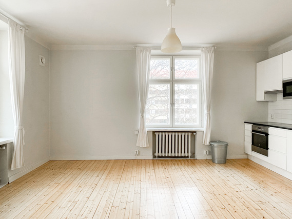 Rental Helsinki Taka-Töölö 2 rooms Ihastuttava kulmahuoneisto kauniilla sijainnilla Topeliuksen puiston edessä.