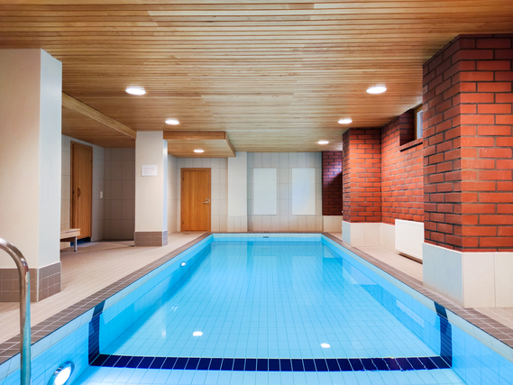 Rental Vantaa Myyrmäki 2 rooms Toisen kerroksen siistikuntoinen koti Talossa huputus syyskuun loppuun, vuokra siltä ajalta 598¤/kk.
