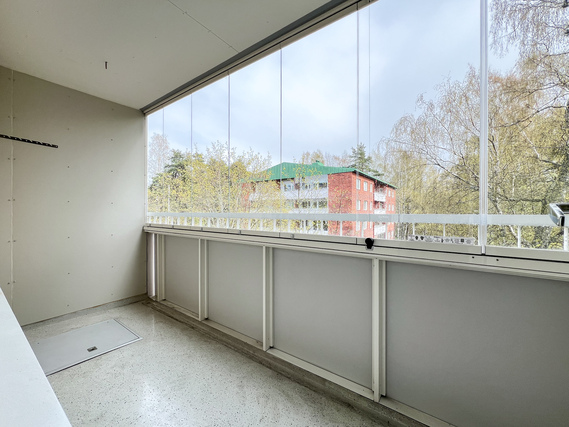 Vuokra-asunto Espoo Leppävaara Yksiö Valoisa, parvekkeellinen koti  neljännessä kerroksessa, keskeisellä sijainnilla.