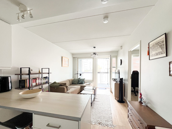 Rental Espoo Tuomarila 2 rooms Viihtyisä koti hyvällä sijainnilla juna-aseman vieressä.