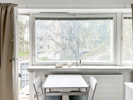 Rental Helsinki Pohjois-Haaga 1 room Kaunis, vaaleapintainen koti erinomaisella sijainnilla Pohjois-Haagassa!