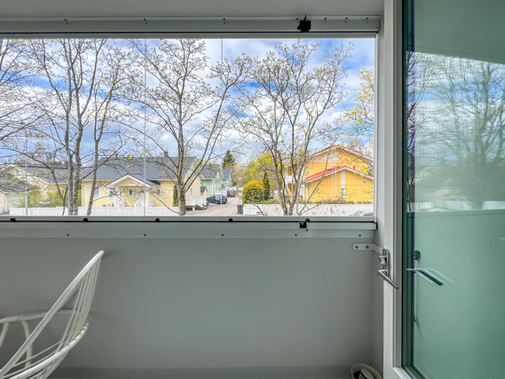 Vuokra-asunto Helsinki Malmi Yksiö Valoisa yksiö hyvien kulkuyhteyksien kupeessa!
