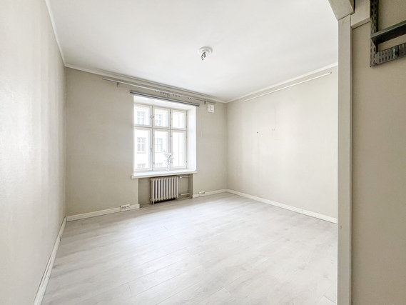 Rental Helsinki Sörnäinen 1 room Kolmannen kerroksen citykoti, loistavien palveluiden ja liikenneyhteyksien tuntumassa.