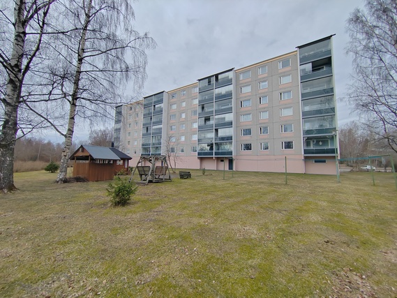 Vuokra-asunto Pori Pihlava Kaksio Julkisivu