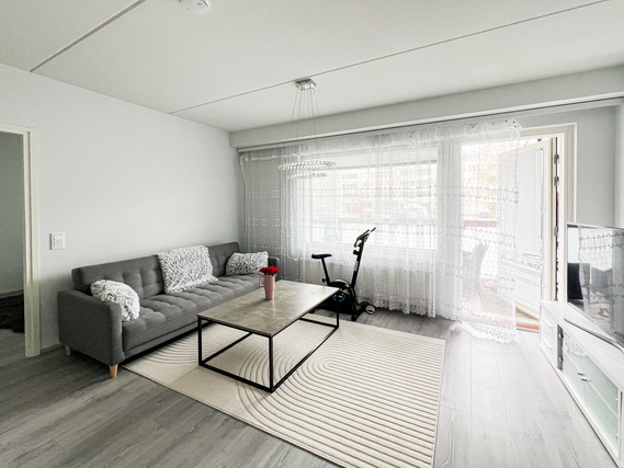 Rental Tampere Pohtola 2 rooms Kiva ensimmäisen kerroksen kaksio , joka on huomattavasti neliöitään tilavamman tuntuinen