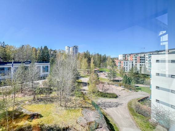 Vuokra-asunto Espoo Espoonlahti Kaksio Valoisa ylimmän kerroksen huoneisto, omalla saunalla ja lasitetulla parvekkeella!