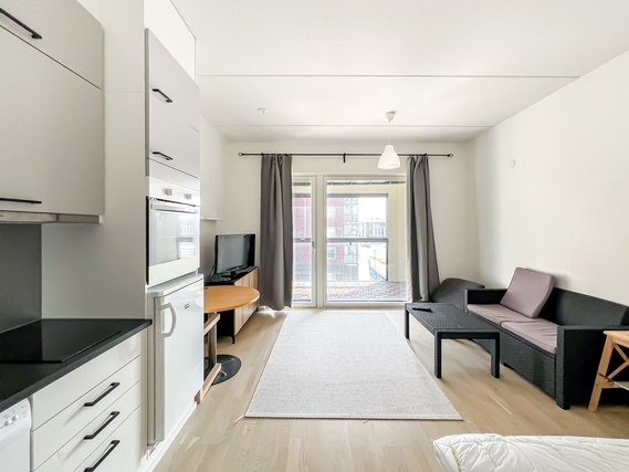 Rental Vantaa Kivistö 1 room Ihastuttava, parvekkeellinen ja valoisa koti juna-aseman lähellä.