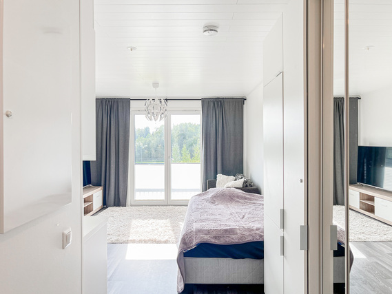 Rental Espoo Bemböle 1 room Valoisa ja moderni kulmahuoneisto kauniilla näkymillä!