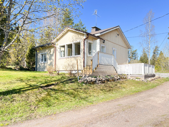 Rental Sipoo Västerskog 3 rooms Remontoitu ja tunnelmallinen koti rauhallisella sijainnilla!