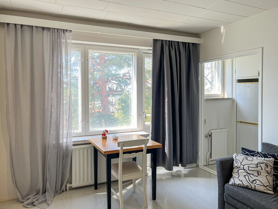 Vuokra-asunto Turku Iso-Heikkilä Yksiö Koti yhteyksien varrelta.