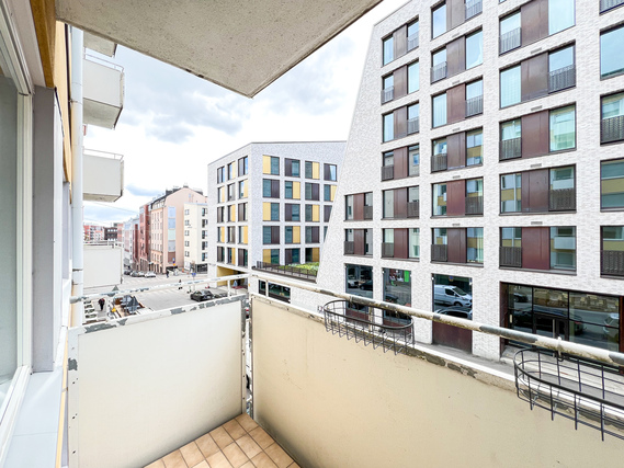 Vuokra-asunto Helsinki  Kaksio Valoisa, parvekkeellinen koti saunallisessa taloyhtiössä, hyvien palveluiden ääressä.