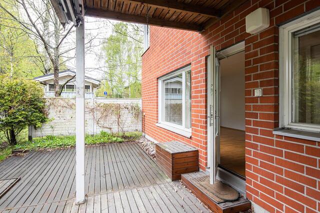 Right of occupancy apartment Helsinki Metsälä 4 rooms