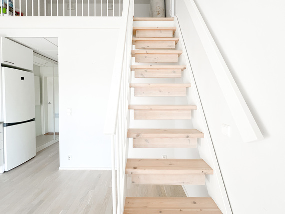 Rental Tampere Härmälänranta 1 room Tyylikäs yksiö jossa on kaksion tuntua tilavan parven ansiosta.