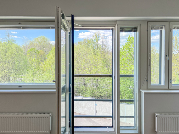 Rental Kauniainen  2 rooms Ylimmän kolmannen kerroksen tilava kaksio!