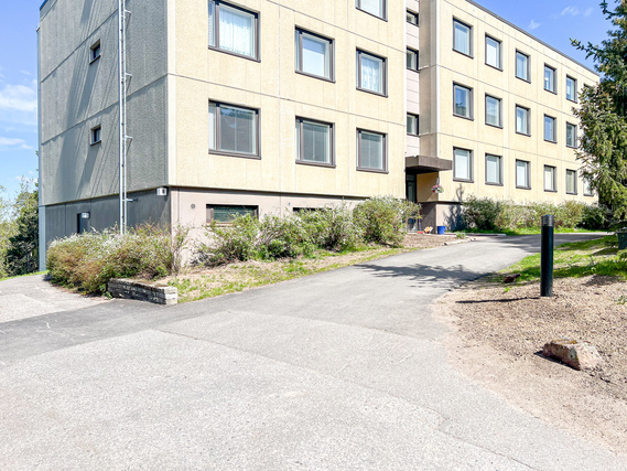 Rental Espoo Kivenlahti 2 rooms Upeasti remontoitu kompakti koti rauhallisella sijainnilla, missä taloyhtiössä mm. uima-allas!