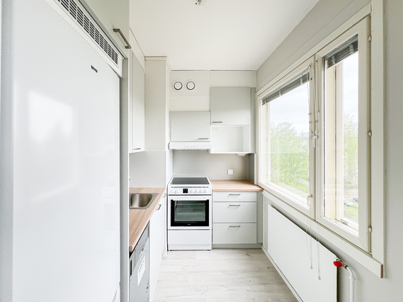 Rental Vantaa Myyrmäki 1 room Juuri putkiremonttitista valmistunut valoisa vaalean sävyinen kaunis koti!