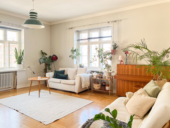 Vuokra-asunto Turku Keskusta 3 huonetta Valoisa ja tilava koti kauniilla yksityiskohdilla.