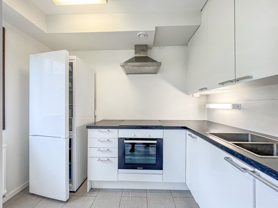 Rental Espoo Espoon keskus 1 room Siisti ensimmäisen kerroksen koti hyvällä paikalla lähellä Espoon keskuksen monipuolisia palveluita.