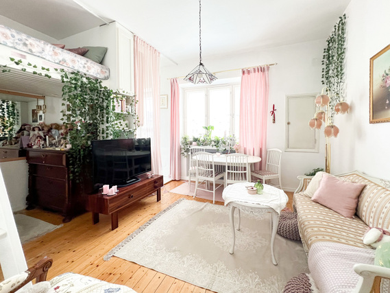 Rental Helsinki Taka-Töölö 1 room Upea viidennen kerroksen sisäpihan puolen koti  Töölöntorin kupeessa!