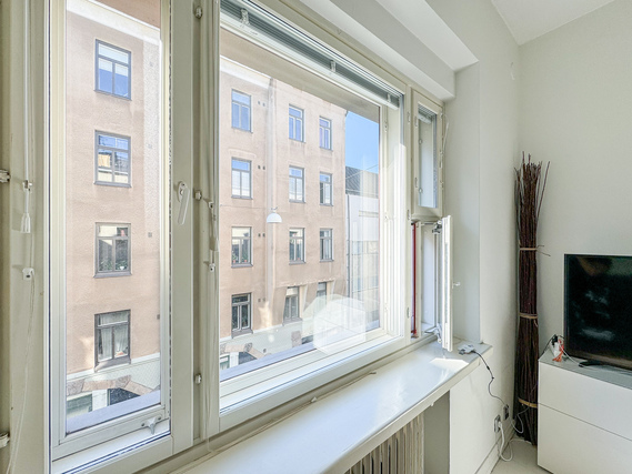 Vuokra-asunto Helsinki Punavuori Yksiö Kalustettu koti määräajaksi 15.7.2025 asti/ Furnished apartment for fixed time until 15.7.2025