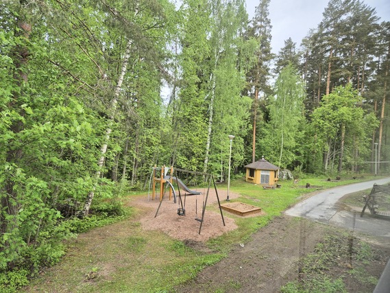Vuokra-asunto Nokia Koskenmäki Kaksio Takapiha