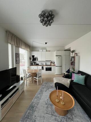 Vuokra-asunto Tampere Härmälänranta Kaksio Keittiö/olohuone.