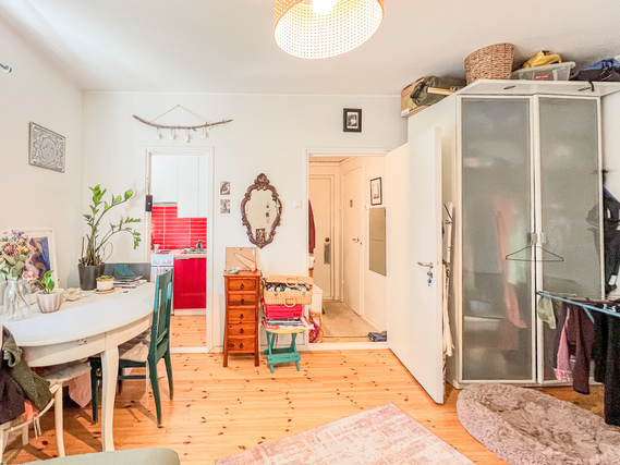 Vuokra-asunto Helsinki Käpylä Yksiö Tyylikäs koti hyvällä sijainnilla ja omalla (jaetulla) sisäänkäynnillä