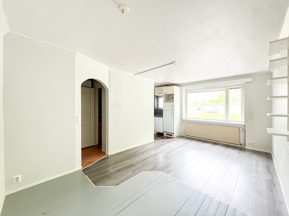 Rental Kerava Jaakkola 1 room Tilava koti palveluiden tuntumassa. Lemmikkieläimetkin ovat tervetulleita.