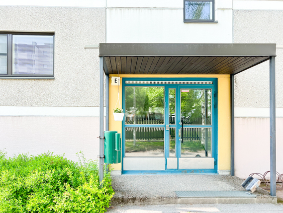 Rental Vantaa Martinlaakso 1 room Valoisa ja tilava toisen kerroksen koti.