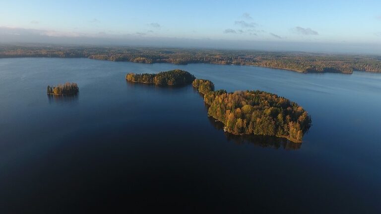 Vuokramökki Lohja, Puujärven lumous 