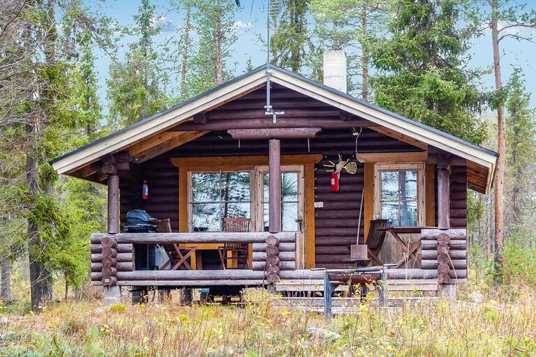 Cottage for rent Salla, Kokkolampi, wilderness cabin 