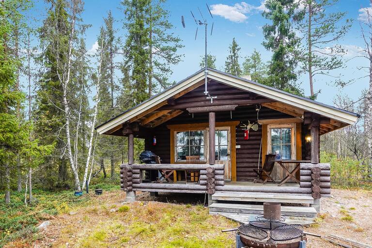 Cottage for rent Salla, Kokkolampi, wilderness cabin 