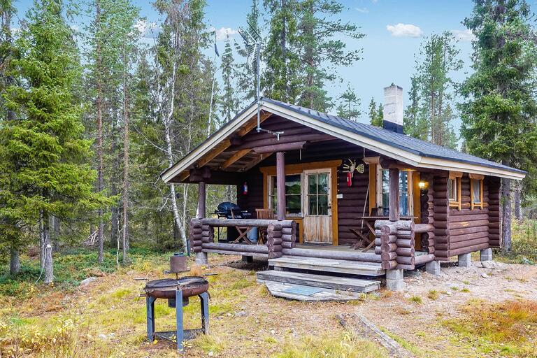 Cottage for rent Salla, Kokkolampi, wilderness cabin 
