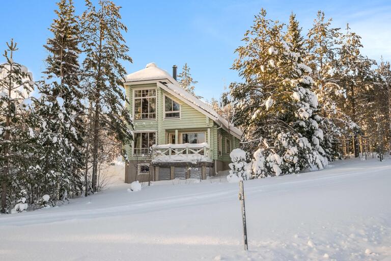 Vuokramökki Hyrynsalmi, Hallantähti cottage 