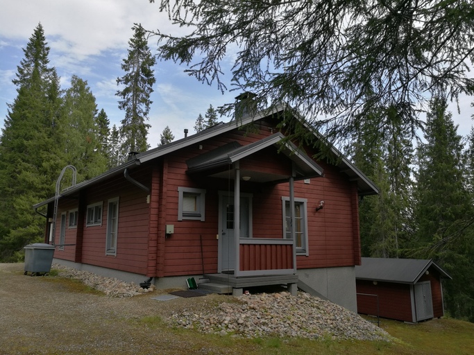 Cottage for rent Pudasjärvi, Kärpänpesä B, 5+2 hengen paritalohuoneisto -  