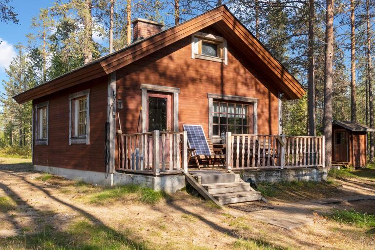 Vuokramökki Rovaniemi, Perttauksen mökki wilderness cabin 